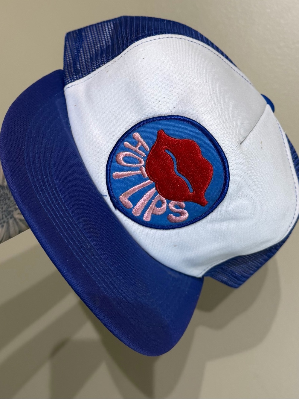 Vintage 1980’s Hot Lips Patch Mesh Trucker SnapBack Hat